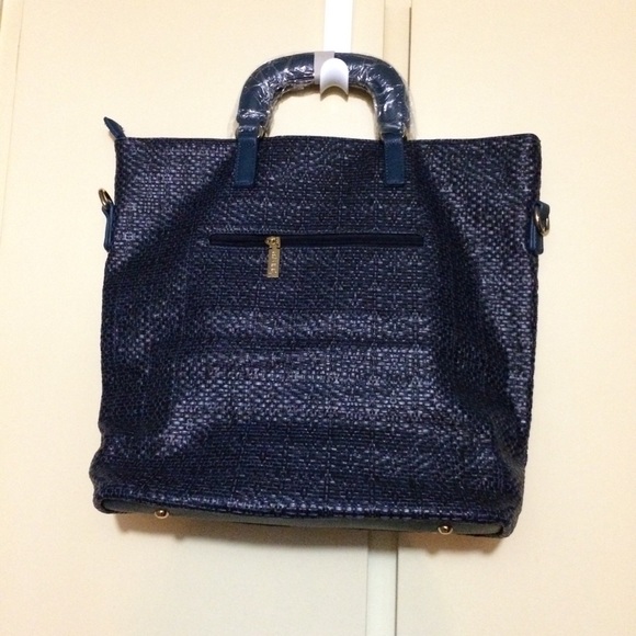 💙NWT Gorgeous Pink Haley Blue Fashion Tote💙 - Picture 3 of 8